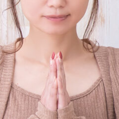 あなただけの供養のカタチ。おうち水子供養、聴くおまもり「蓮（HASU）／水子供養」