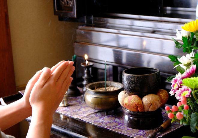 仏壇 供養 合掌